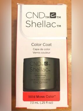 New CND Shellac Wild Moss Color Coat - Green